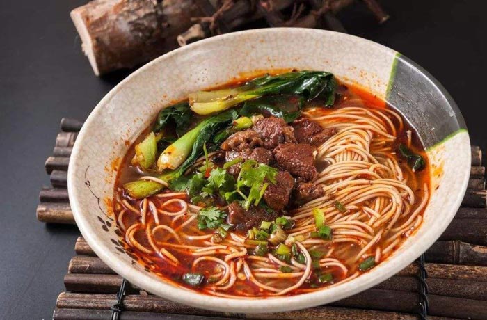 临漳红汤牛肉面培训